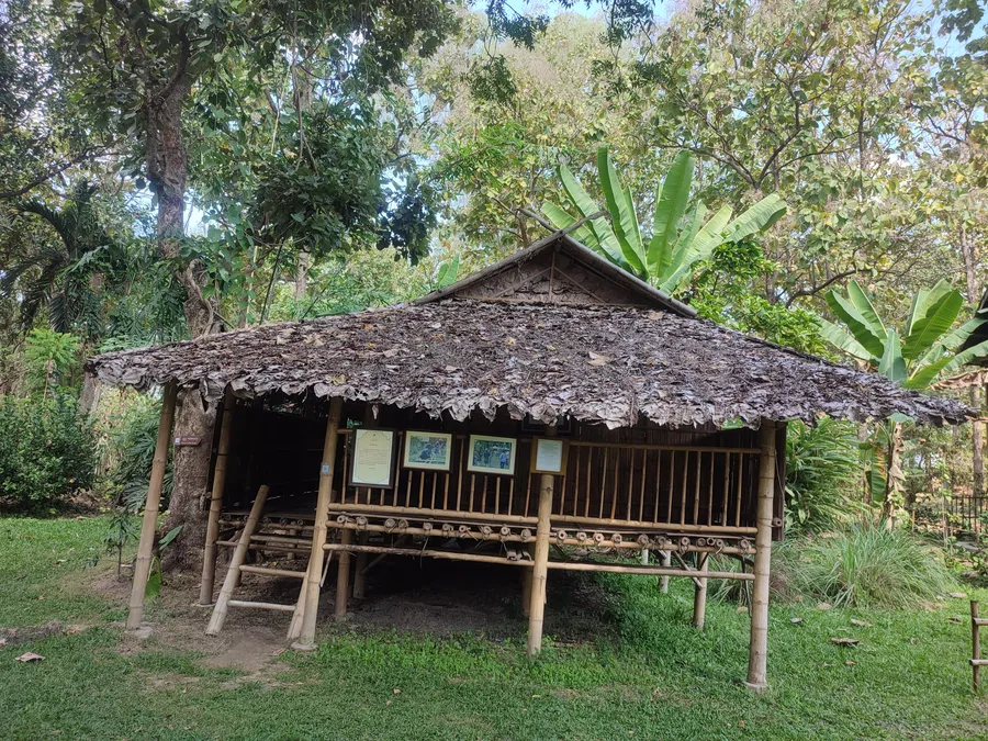 အံခွအ်း