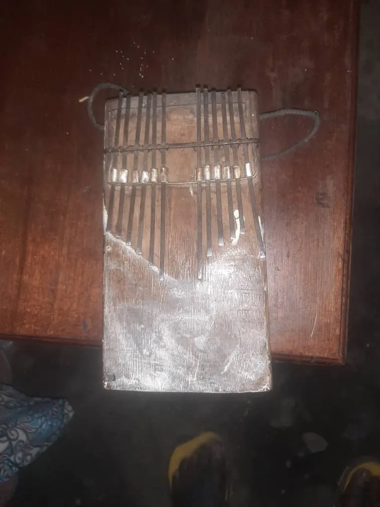 Ikimbi, likimbi, arekimbi/ makimbi