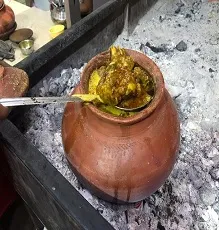 cāṛu